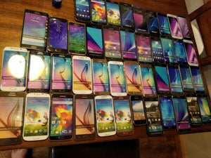 Lot Of 45 Samsung DUMMY PHONES PLAY PHONES PROPS CELL PHONE TOY PHONES